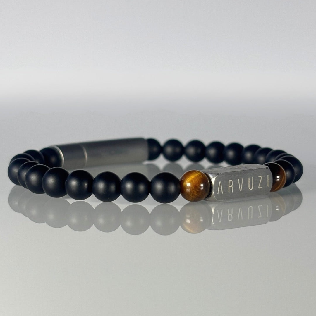 ARVUZI Onyx Instinct men’s bracelet – onyx and tiger’s eye beads – stainless steel clasp – angled view