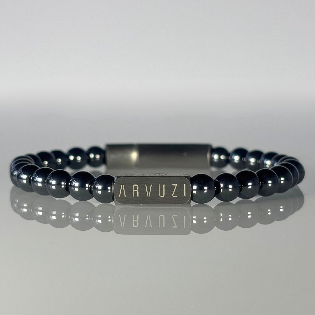 ARVUZI Hematite Core men’s bracelet – solid hematite beads – stainless steel clasp – front view