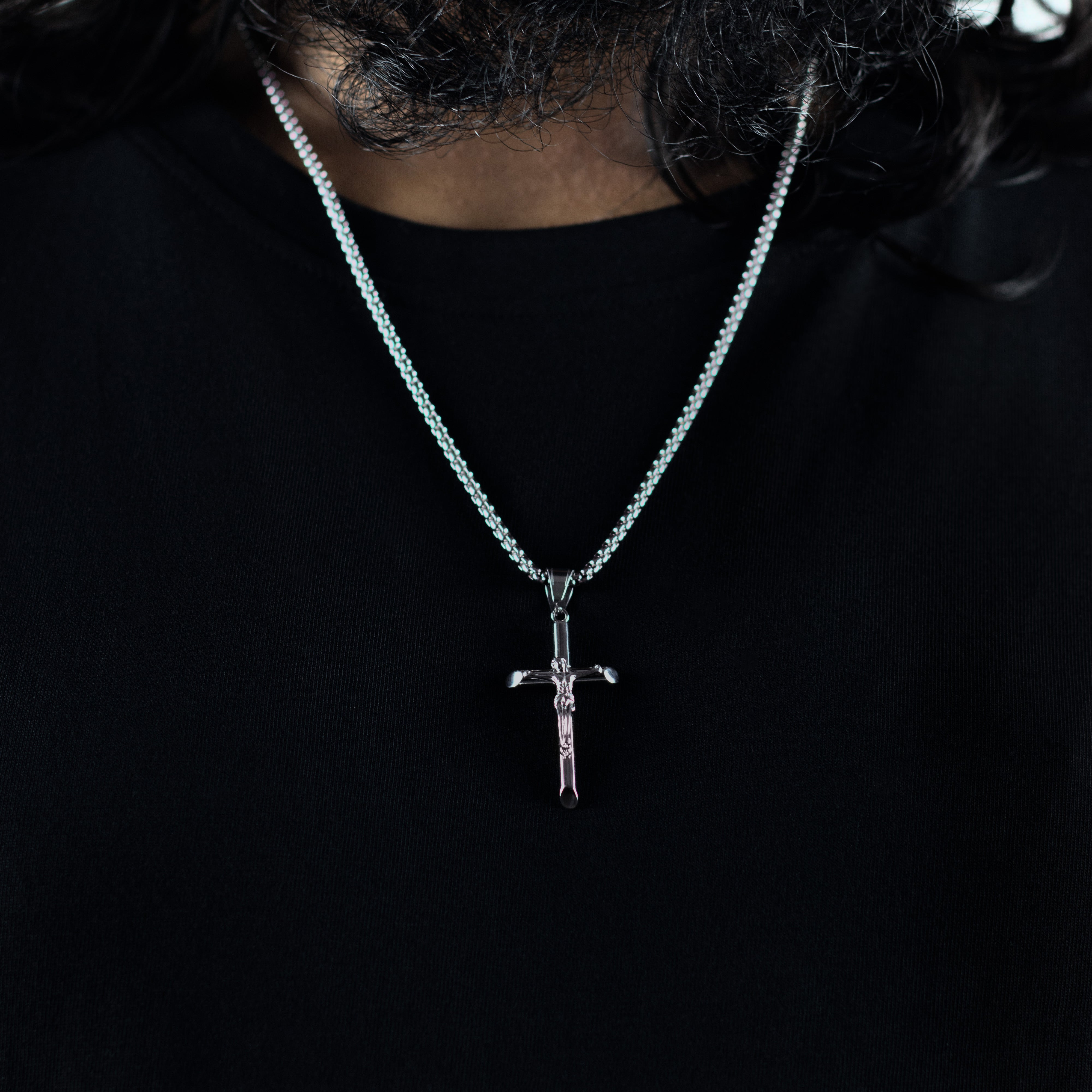 CROSS PENDANT - SILVER - Arvuzi