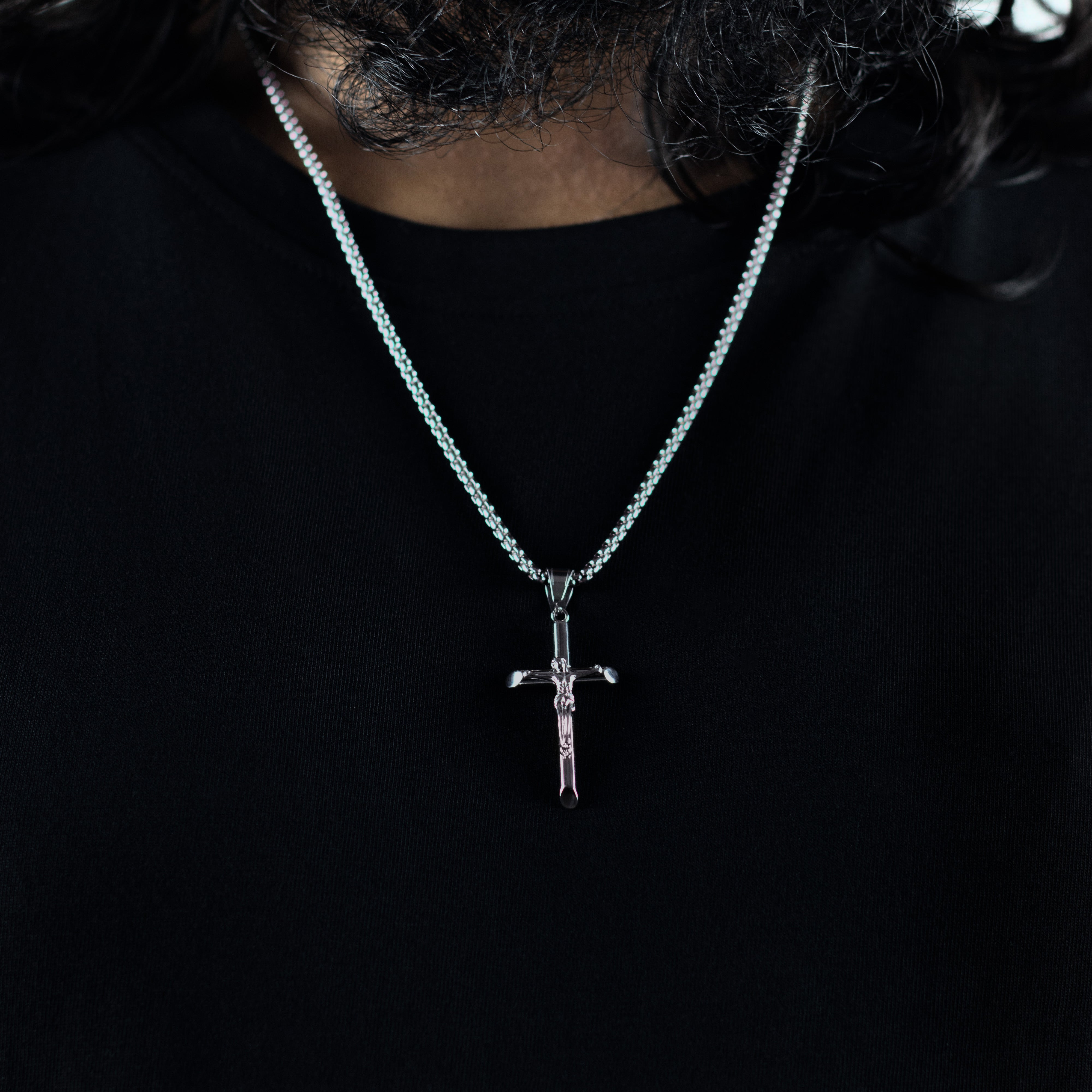 CROSS PENDANT - SILVER