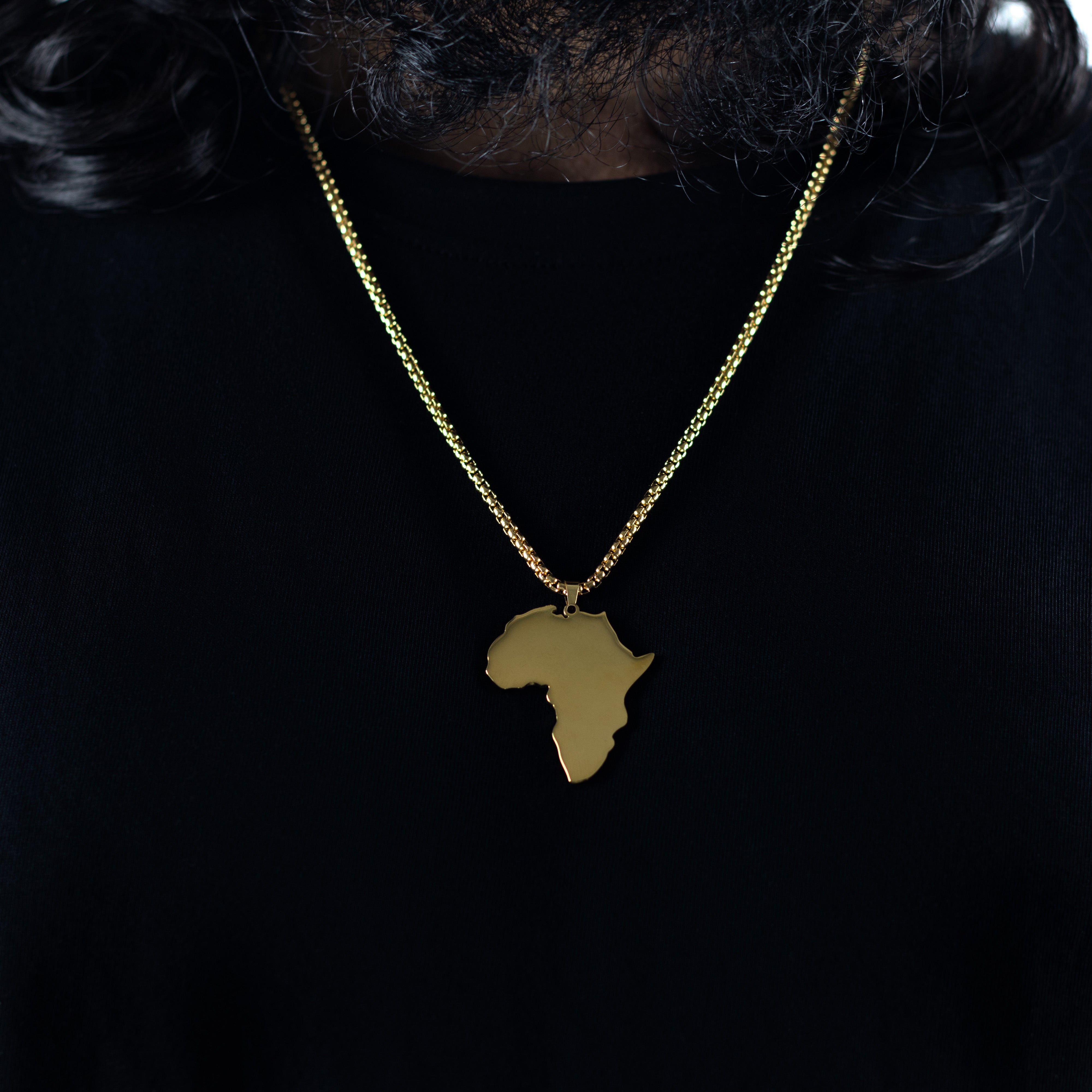 AFRICA PENDANT - GOLD