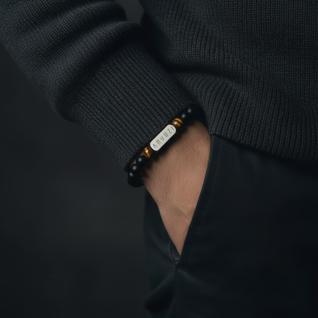 ARVUZI Onyx Instinct men’s bracelet – onyx and tiger’s eye beads – stainless steel clasp – on wrist 1